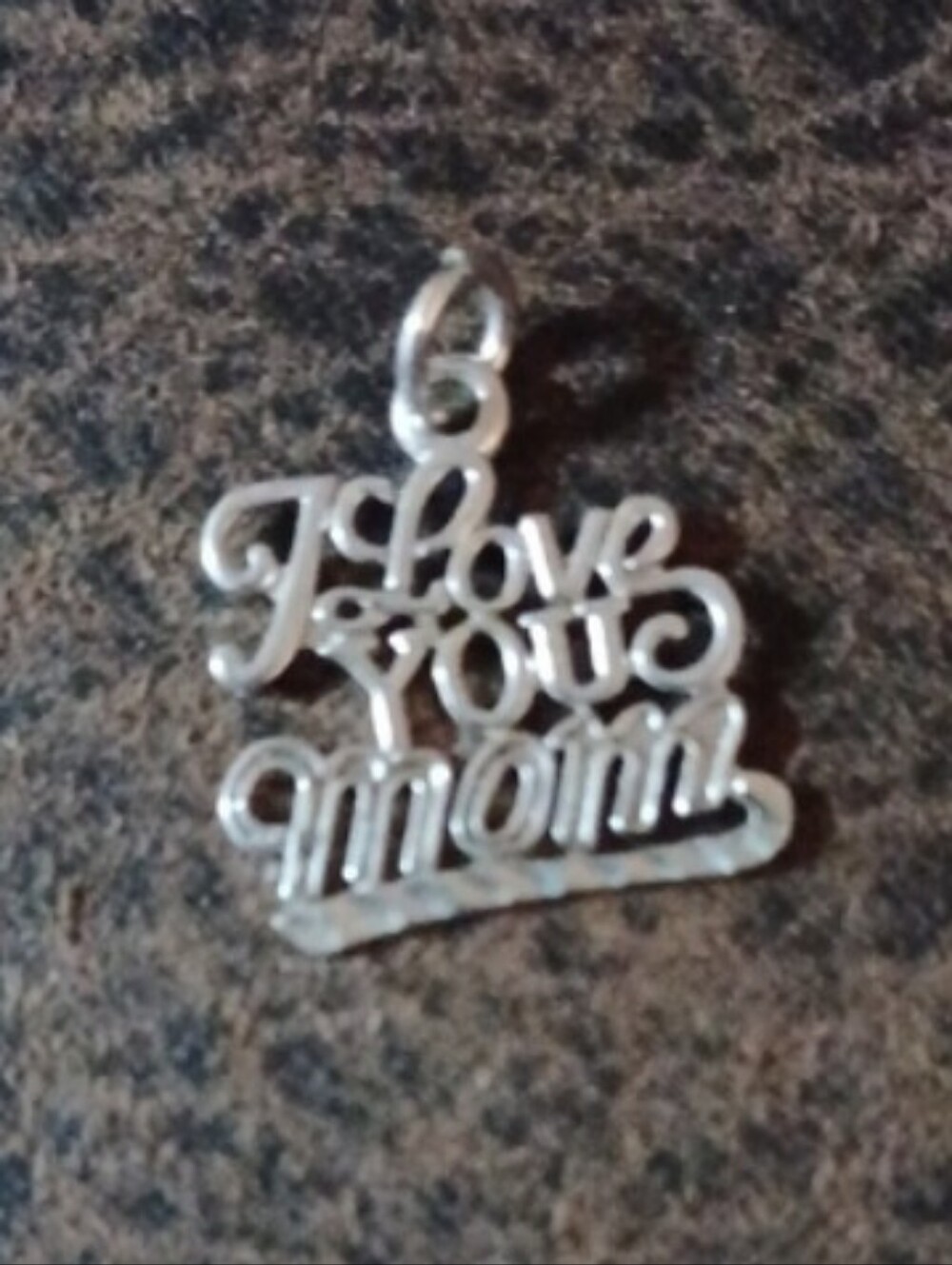 4/$80 Silver "Love You Mom" Script Charm Pendant